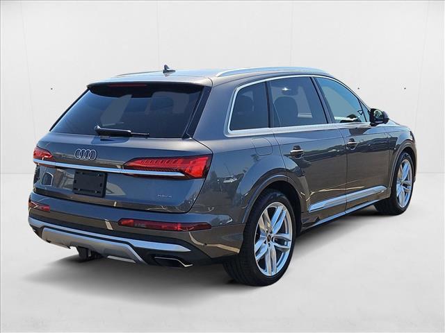 new 2025 Audi Q7 car, priced at $70,760