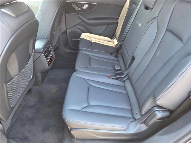 new 2025 Audi Q7 car, priced at $71,185