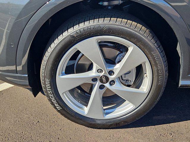 new 2025 Audi Q5 car, priced at $61,150