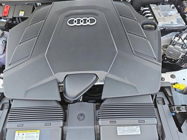 new 2025 Audi Q7 car, priced at $70,800