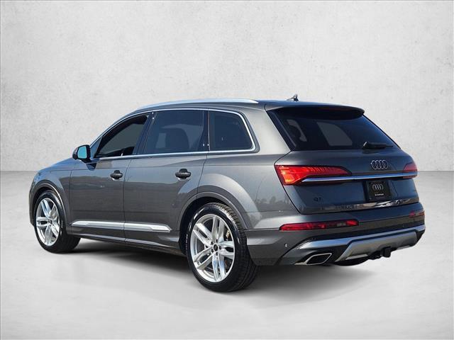 new 2025 Audi Q7 car, priced at $68,559