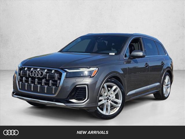 new 2025 Audi Q7 car, priced at $68,559