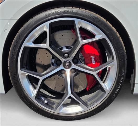 new 2025 Audi RS 6 Avant car