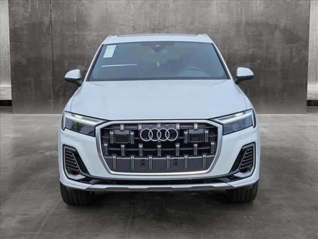 new 2025 Audi Q7 car, priced at $72,935