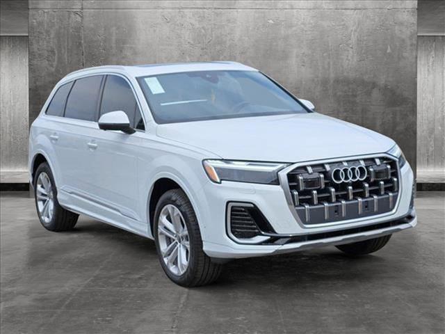 new 2025 Audi Q7 car, priced at $72,935