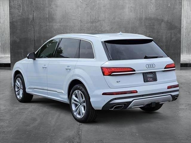 new 2025 Audi Q7 car, priced at $71,935