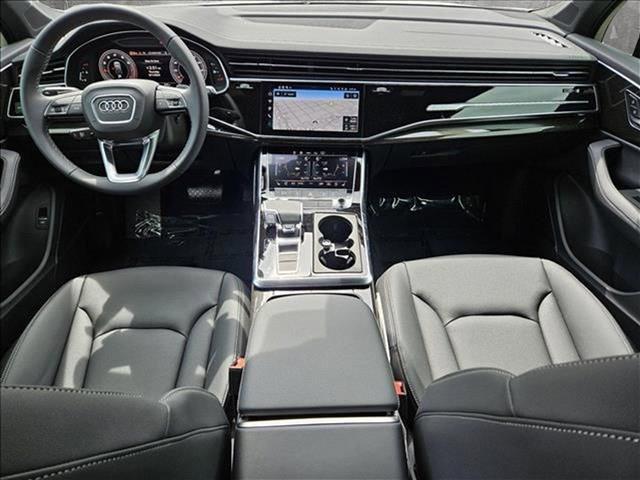 new 2025 Audi Q7 car, priced at $72,935