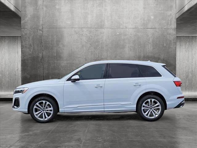 new 2025 Audi Q7 car, priced at $72,935