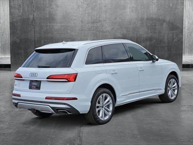 new 2025 Audi Q7 car, priced at $71,935