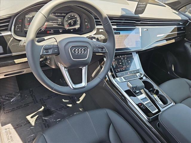 new 2025 Audi Q7 car, priced at $71,470
