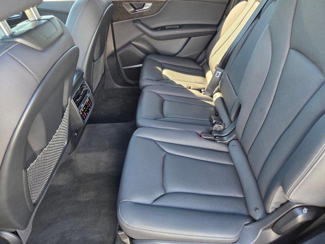 used 2025 Audi Q7 car, priced at $55,999
