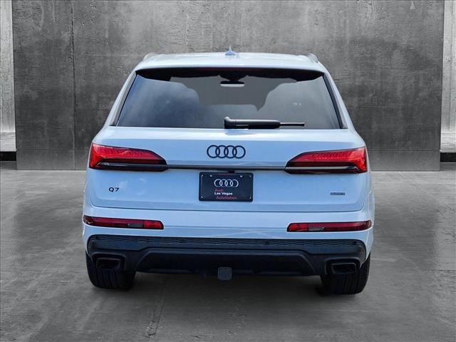 new 2025 Audi Q7 car, priced at $78,760
