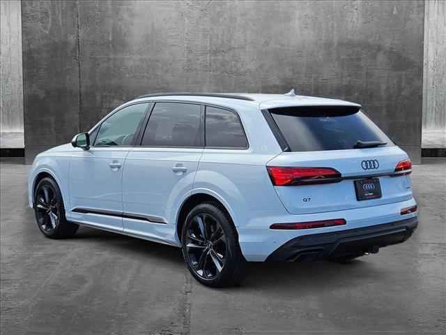 new 2025 Audi Q7 car, priced at $78,760