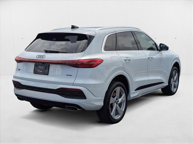 new 2025 Audi Q5 car, priced at $60,290
