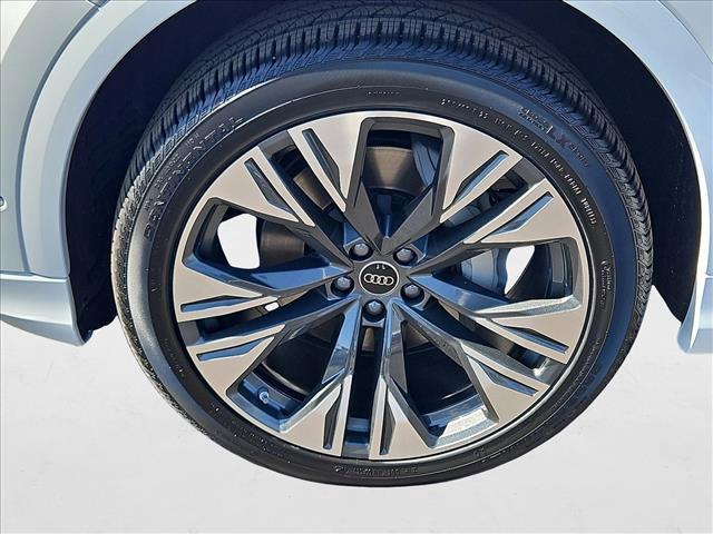 new 2025 Audi Q8 car, priced at $81,925