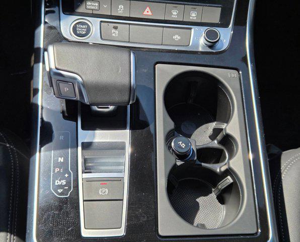 used 2025 Audi Q7 car, priced at $57,999