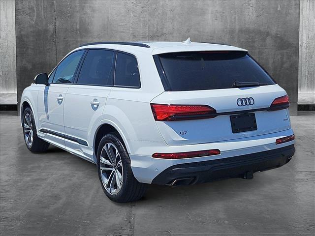 new 2025 Audi Q7 car, priced at $71,470