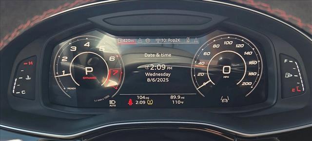 new 2025 Audi RS Q8 car