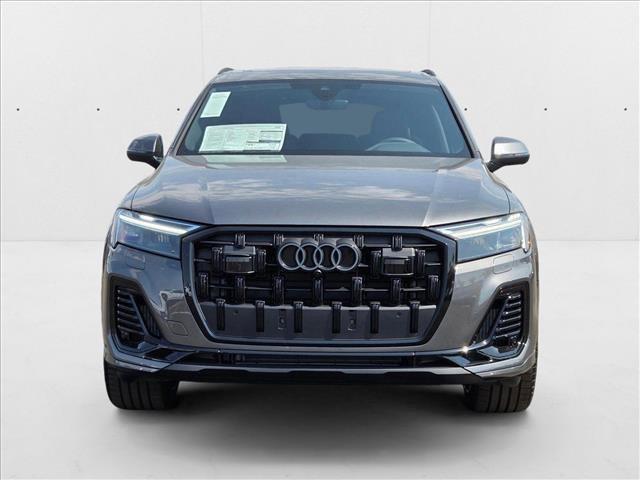 new 2025 Audi Q7 car, priced at $72,685