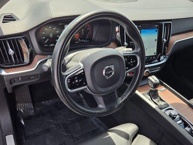 used 2020 Volvo V60 Cross Country car, priced at $26,999