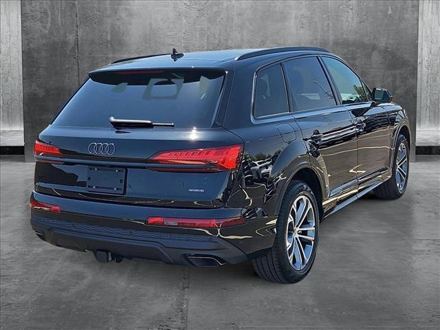new 2025 Audi Q7 car, priced at $69,170