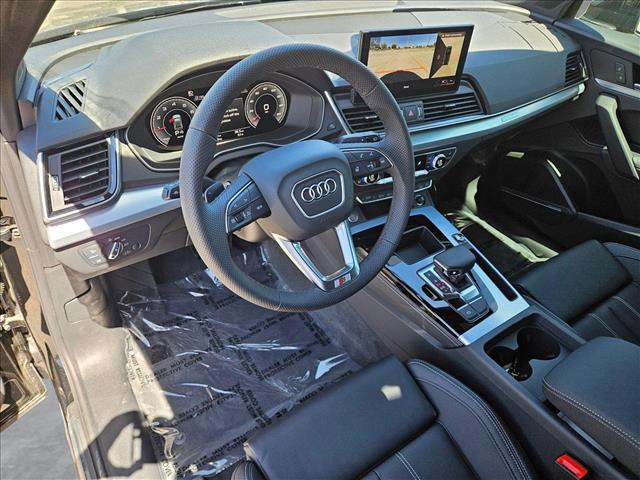 new 2025 Audi Q5 car, priced at $59,860