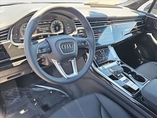 new 2025 Audi Q7 car, priced at $70,800