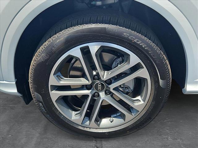 new 2025 Audi Q5 car, priced at $57,950