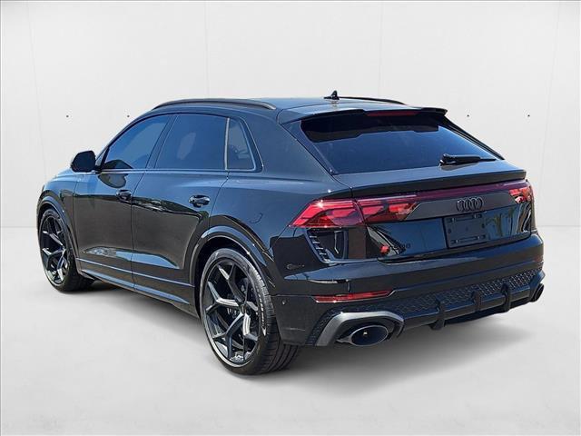 new 2025 Audi RS Q8 car