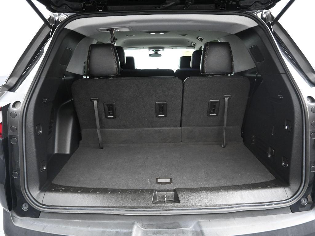 used 2020 Chevrolet Traverse car, priced at $21,779