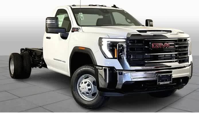 new 2024 GMC Sierra 3500 car, priced at $44,018