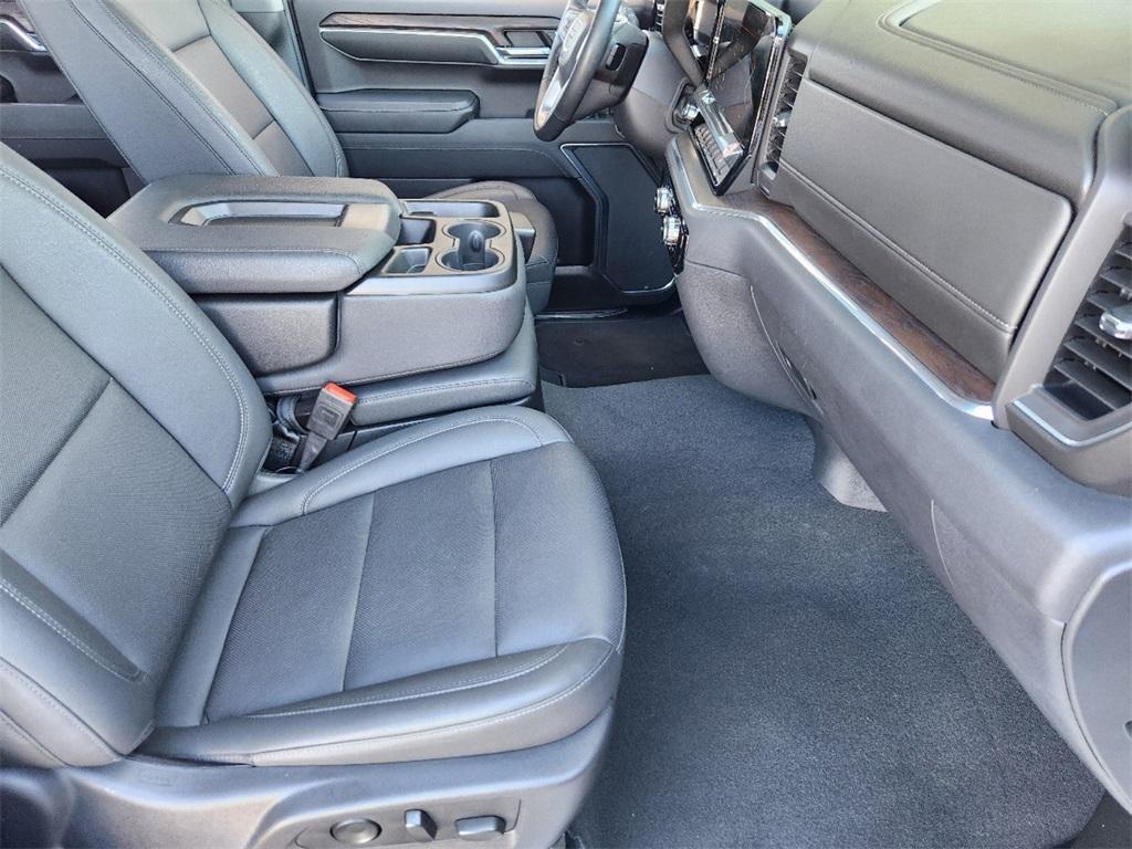 used 2024 GMC Sierra 1500 car, priced at $47,997