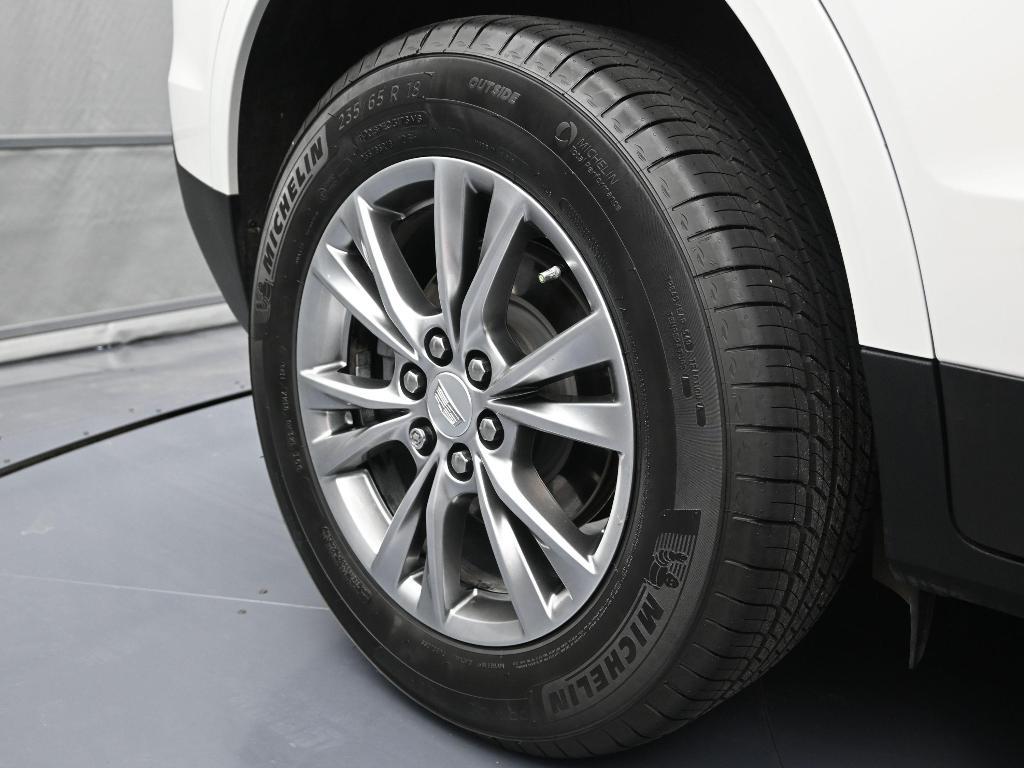 used 2021 Cadillac XT5 car, priced at $28,498