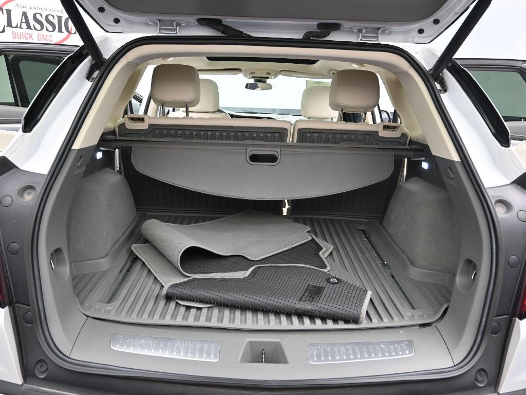 used 2021 Cadillac XT5 car, priced at $28,498