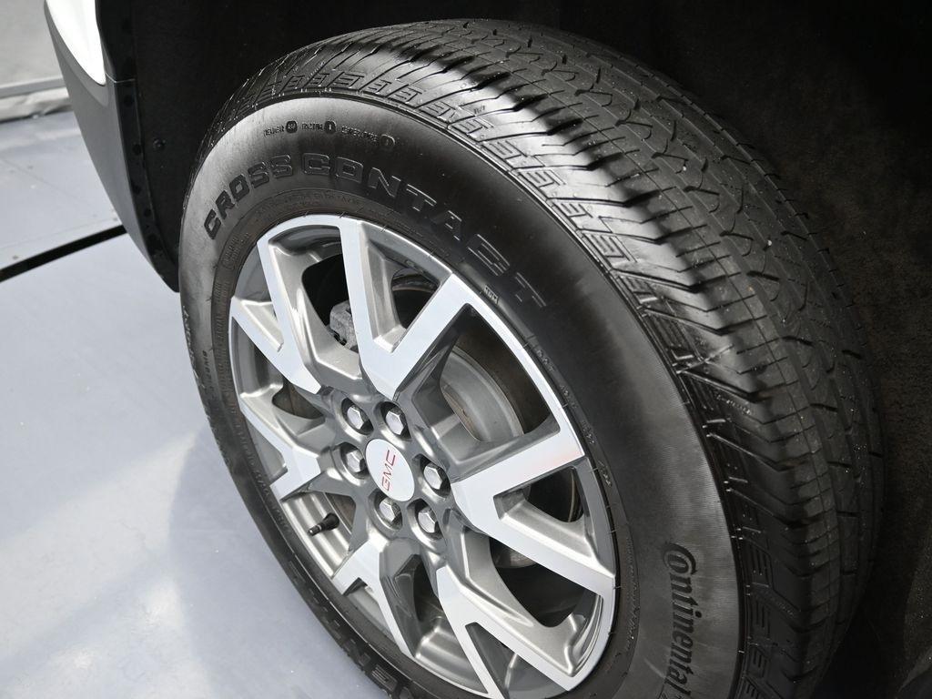 used 2023 GMC Acadia car, priced at $31,604
