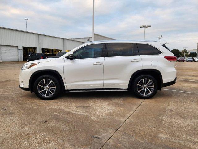 used 2017 Toyota Highlander car, priced at $19,499