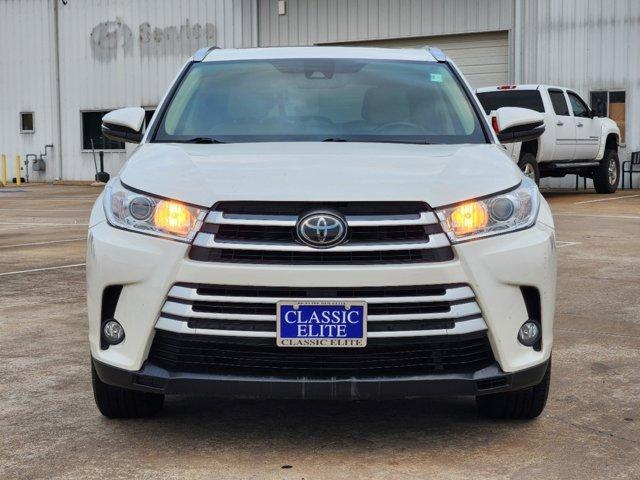 used 2017 Toyota Highlander car, priced at $19,499