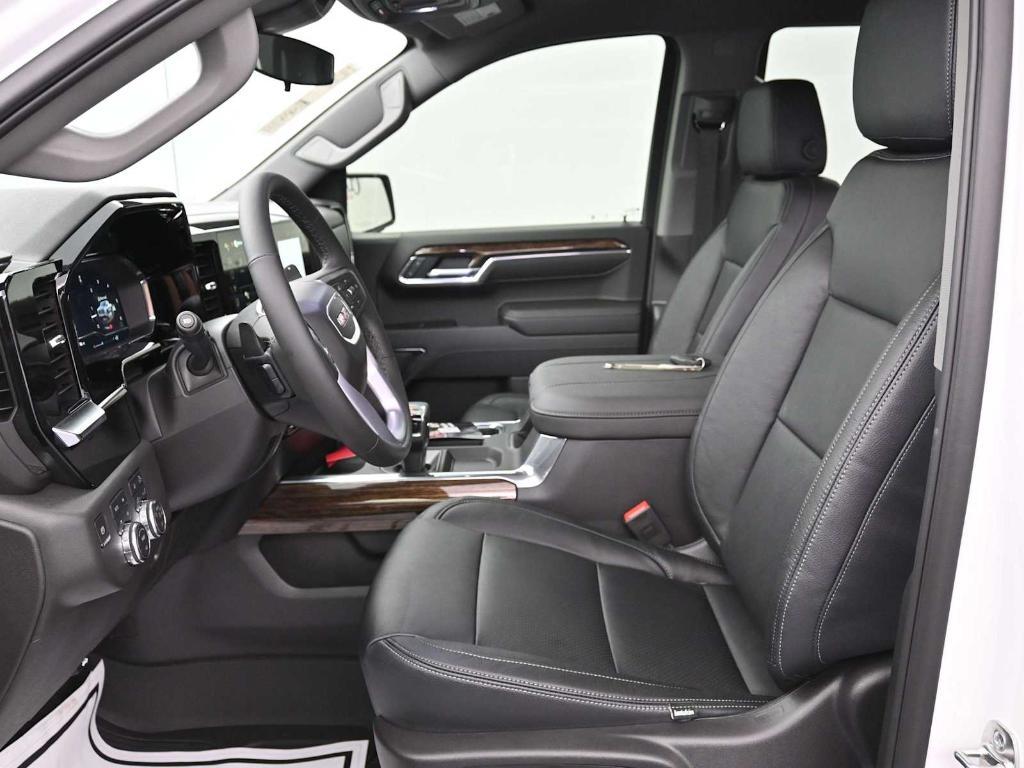 new 2025 GMC Sierra 1500 car, priced at $71,155
