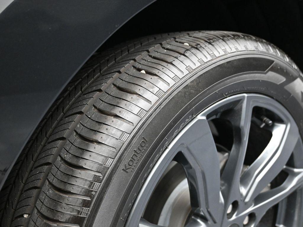 used 2023 Chevrolet Equinox car, priced at $26,997
