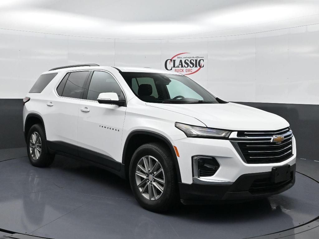 used 2023 Chevrolet Traverse car, priced at $33,130