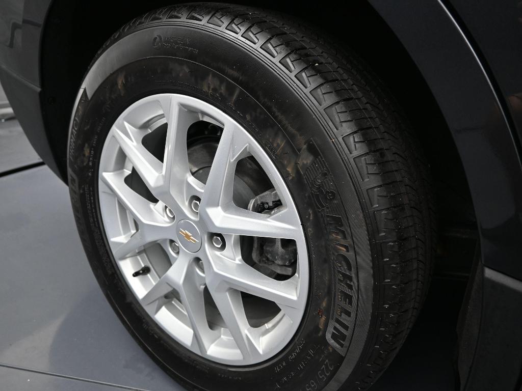 used 2023 Chevrolet Equinox car, priced at $23,777