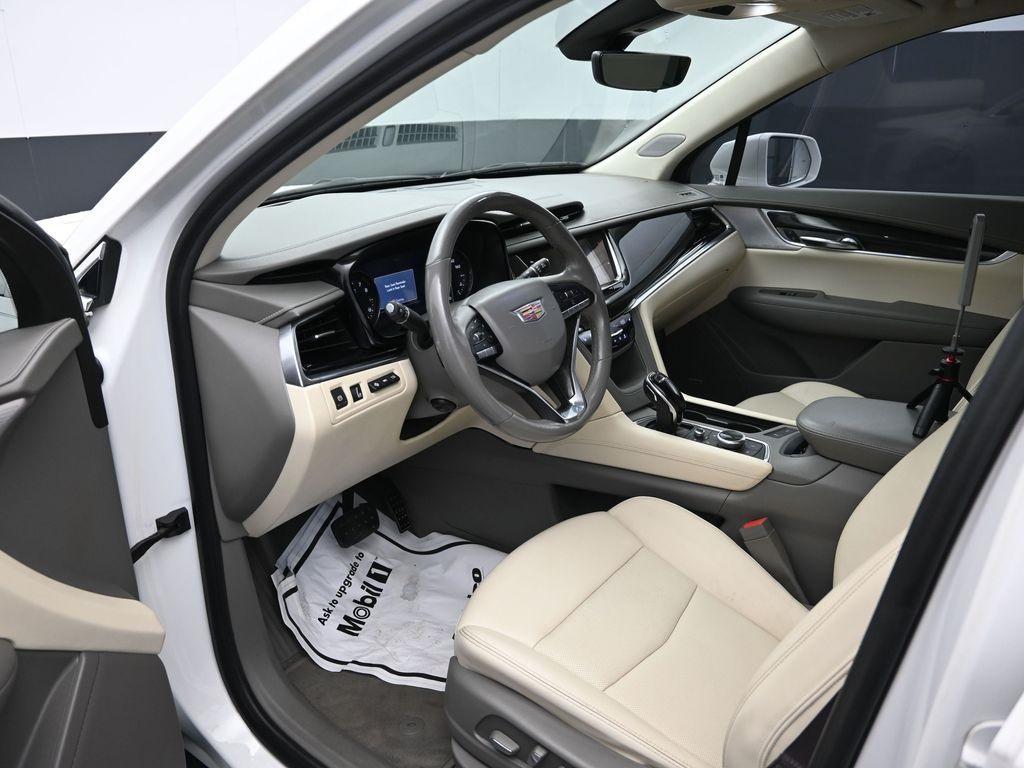 used 2020 Cadillac XT6 car, priced at $22,798
