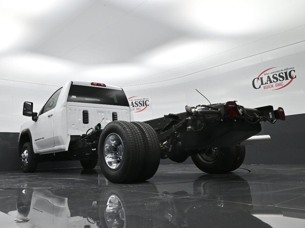 new 2024 GMC Sierra 3500 car
