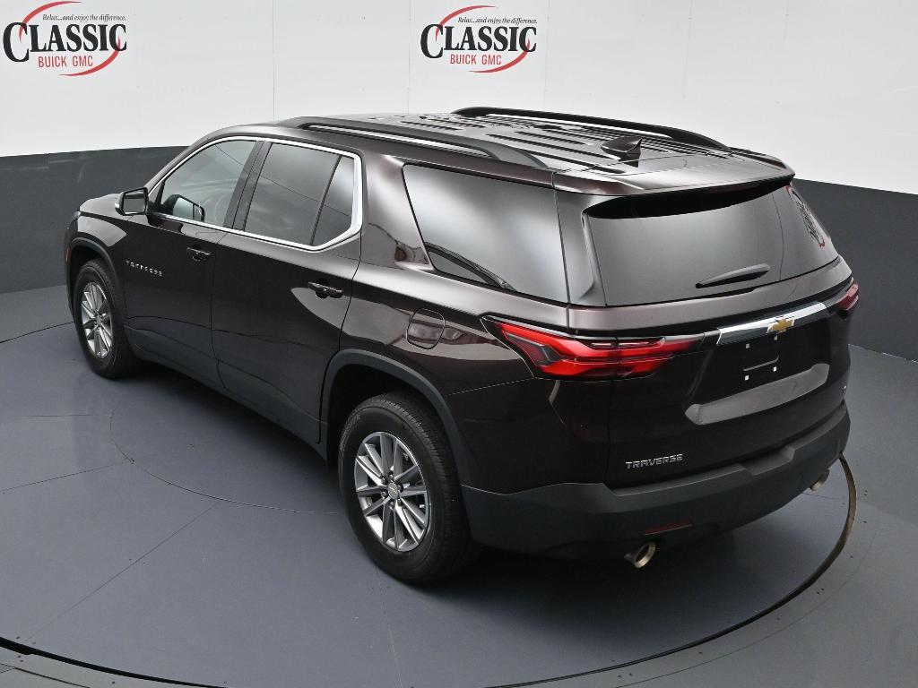 used 2023 Chevrolet Traverse car, priced at $31,997