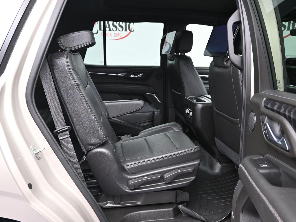 used 2021 GMC Yukon car, priced at $45,998