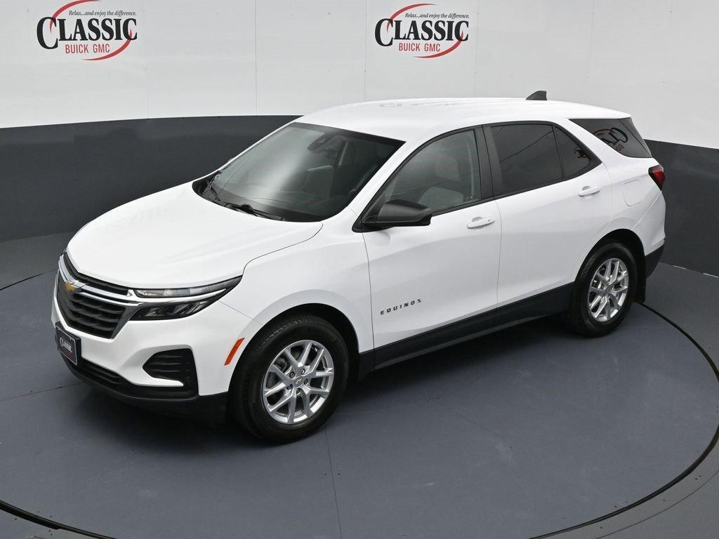 used 2023 Chevrolet Equinox car, priced at $19,388
