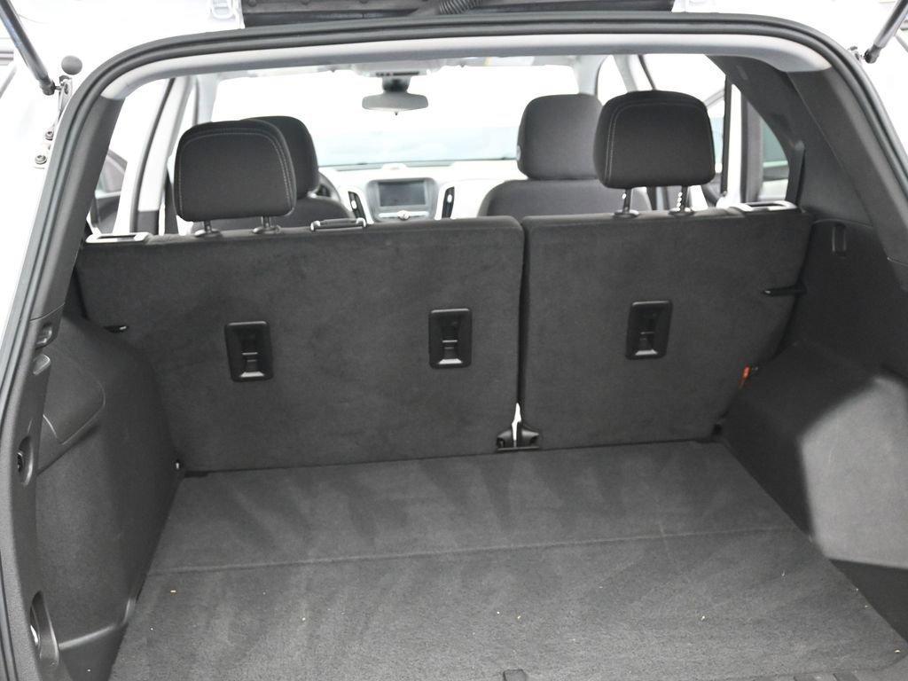 used 2023 Chevrolet Equinox car, priced at $19,388