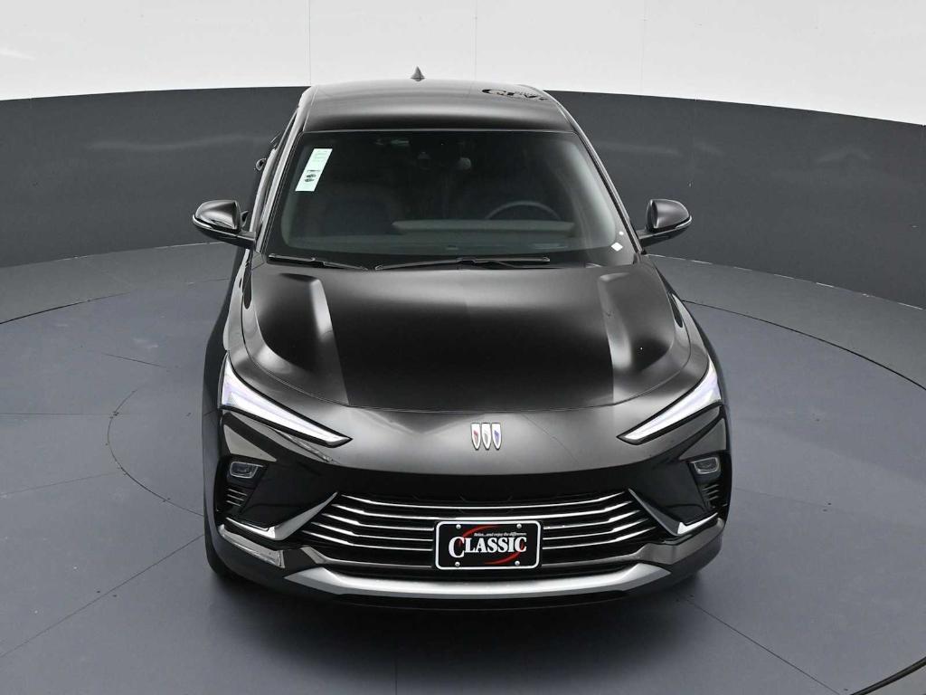 new 2025 Buick Envista car, priced at $26,482