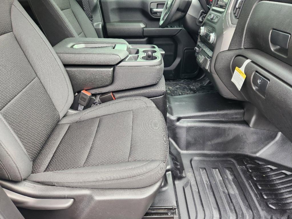 new 2025 GMC Sierra 2500 car, priced at $42,598