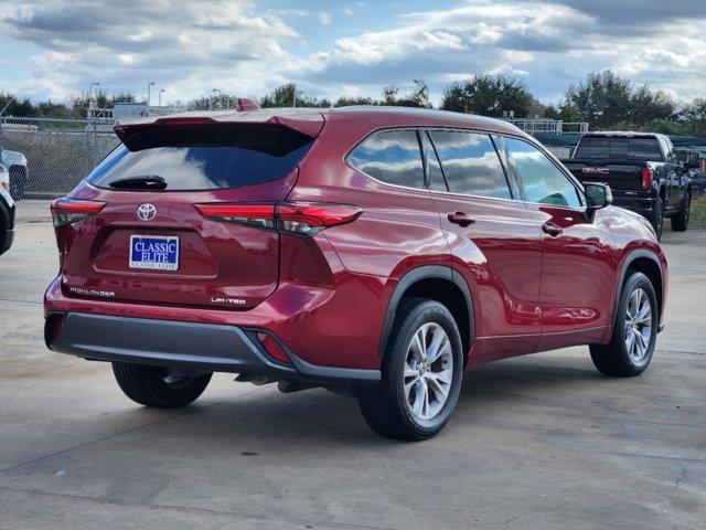 used 2020 Toyota Highlander car, priced at $31,997